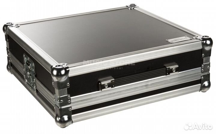 Behringer Xenyx X2222USB с жестким кейсом