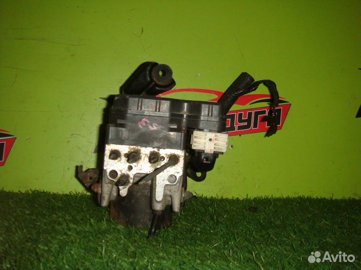 Блок ABS lexus,toyota MCU35W, MCU36W,ACU35,GSU35W