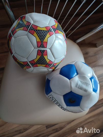 Футбольный мяч