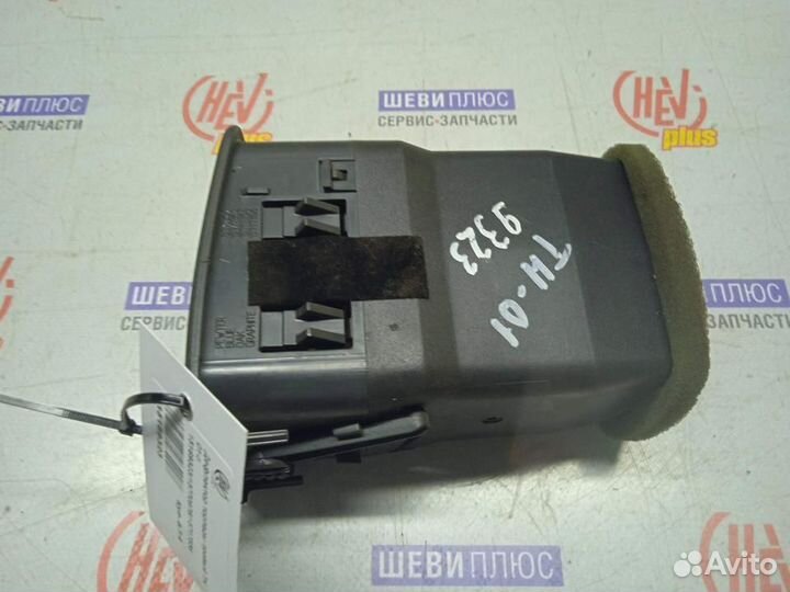 Дефлектор торпеды Cadillac Escalade