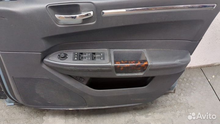 Дверь боковая правая передняя Chrysler 300C, 2008