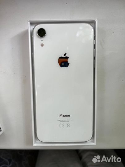 iPhone Xr, 64 ГБ