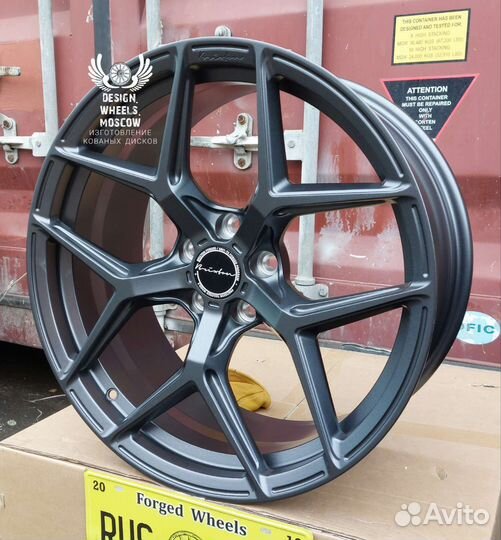 Кованые диски R23 на audi RS Q8 4M