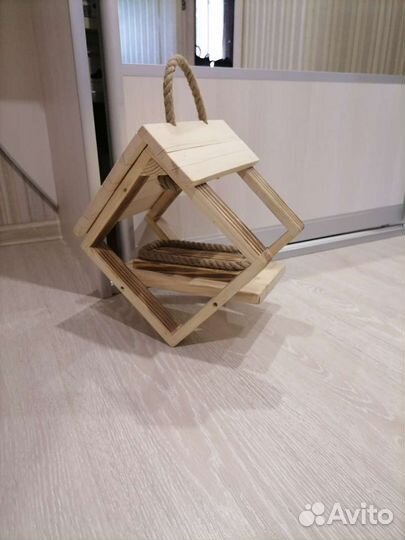 Кормушка для птиц