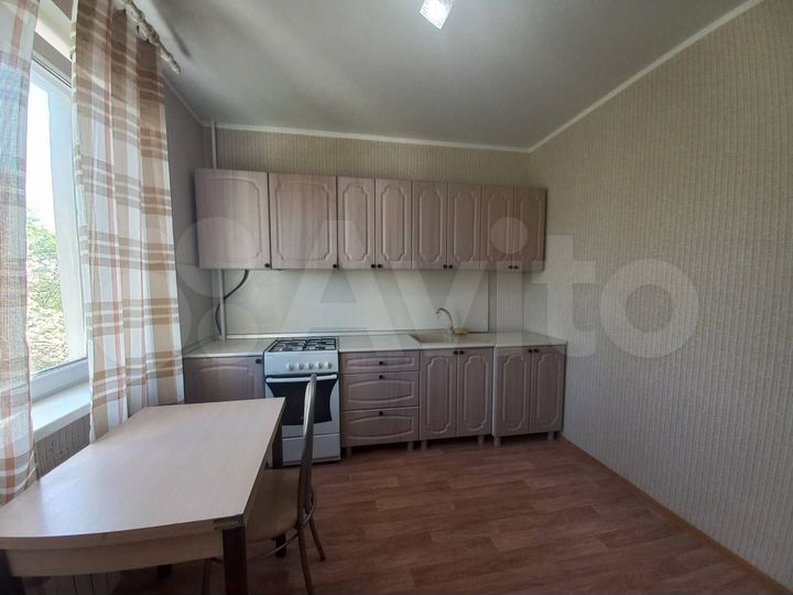 1-к. квартира, 40 м², 4/9 эт.