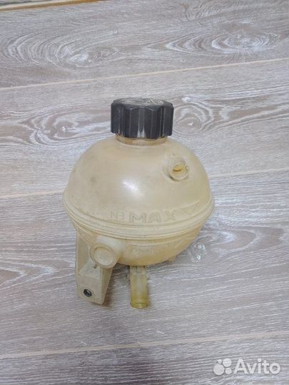 Бачок расширительный Peugeot 307 хатчбек EW10 2003