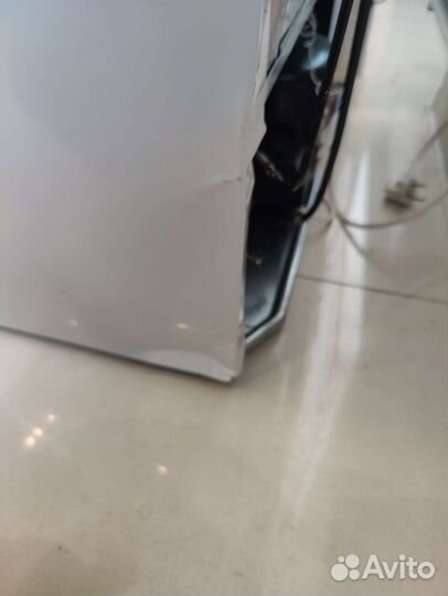 Холодильник новый