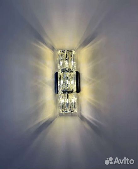 Светильник настенный