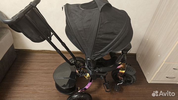 Трехколесный велосипед