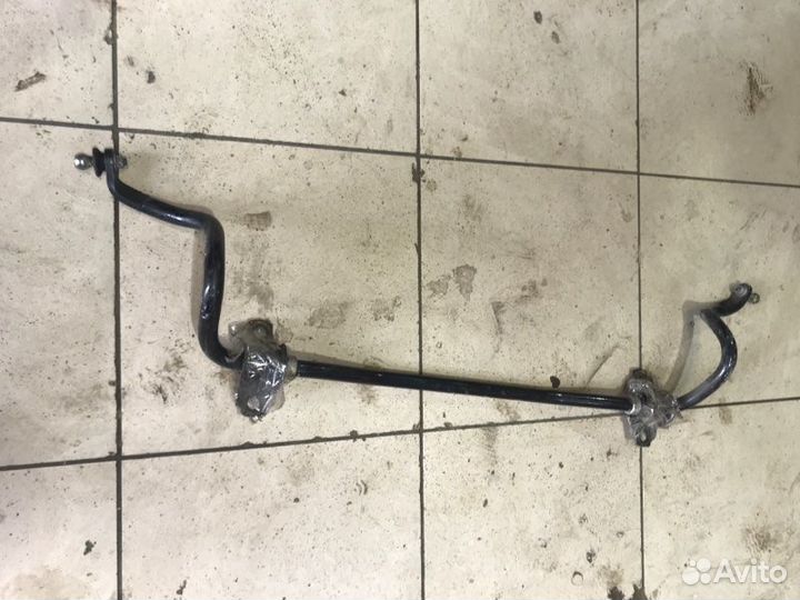 Стабилизатор передний Volvo V70 2010