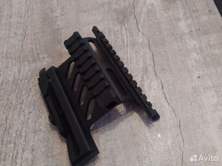 Планка пикатини