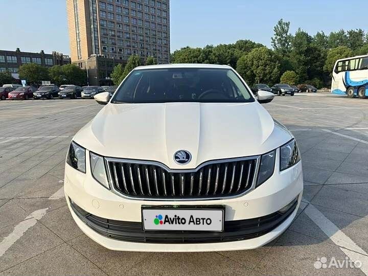 Skoda Octavia 1.4 AT, 2020, 24 600 км