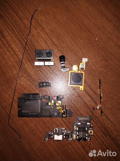 Запчасти для Xiaomi Mi A1/5X