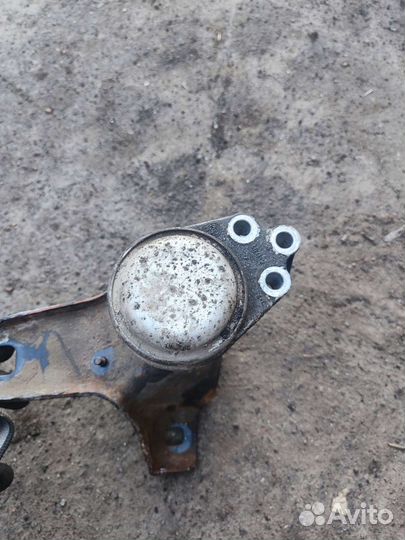 Подушка двигателя ford focus 1 1.6 мотор