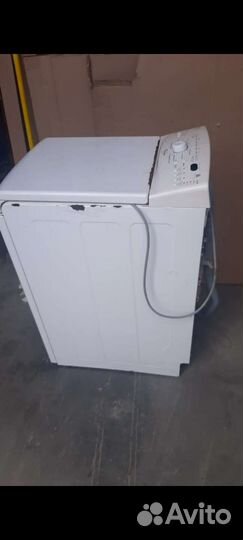 Стиральная машина с вертикальной загрузкой