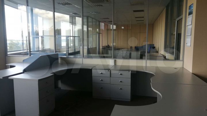 Офисный блок, 635 м²