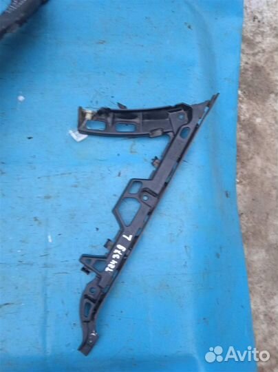 Кронштейн бампера Land Rover range rover sport L3