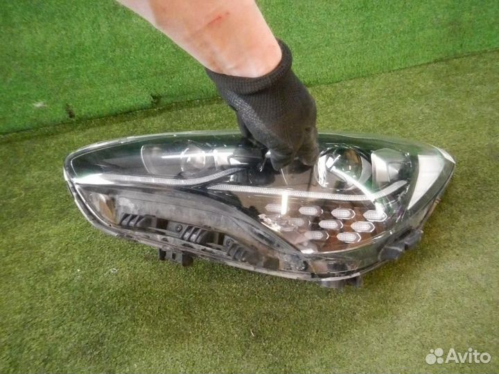 Фара левая Kia Stinger