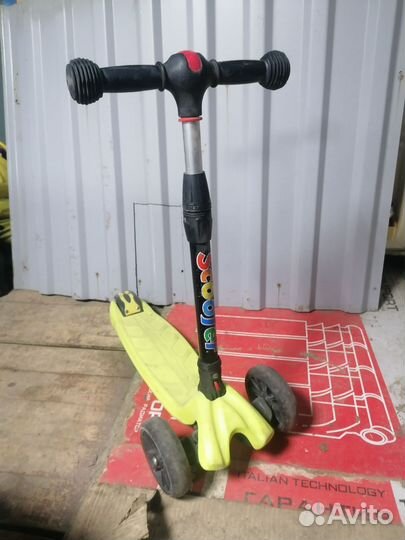 Самокат детский трехколесный