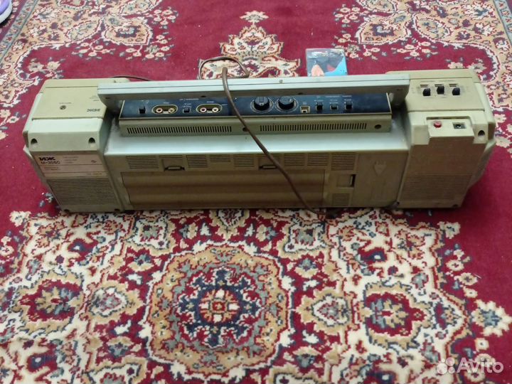 Магнитофон