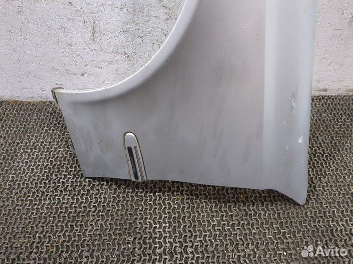 Крыло Mercedes E W211, 2006