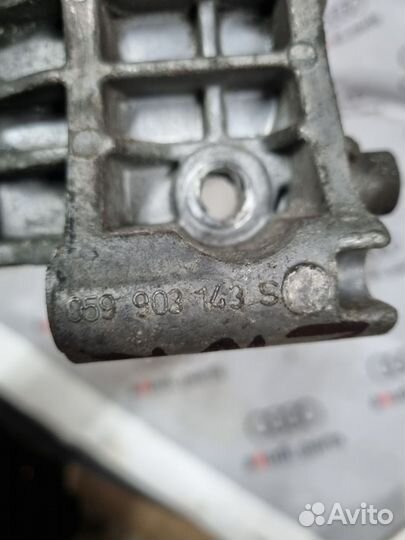 Кронштейн генератора Audi A5 (S5,RS5) 1 059903143S
