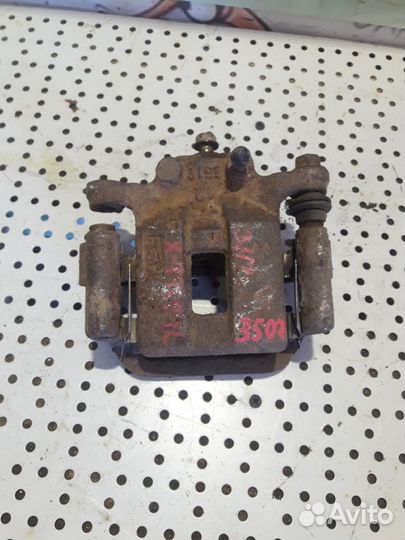 Суппорт задний правый Nissan X-Trail Т30