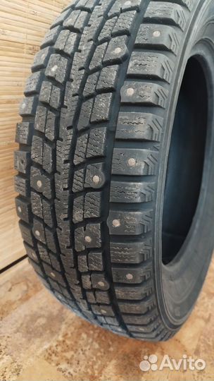 Dunlop SP Winter Ice 01 175/65 R14 82T