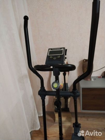 Эллиптический тренажер torneo