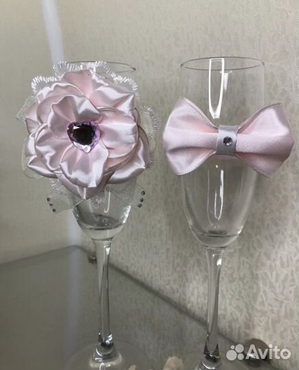 Свадебное украшение на бокалы