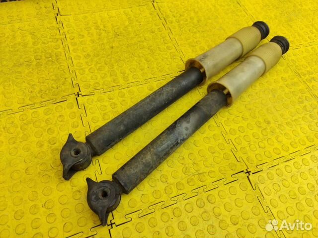 Амортизаторы комплект передние Mercedes-Benz W126