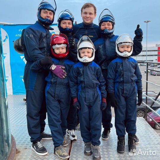 2 минуты полёта в аэротрубе для детей до 14 лет