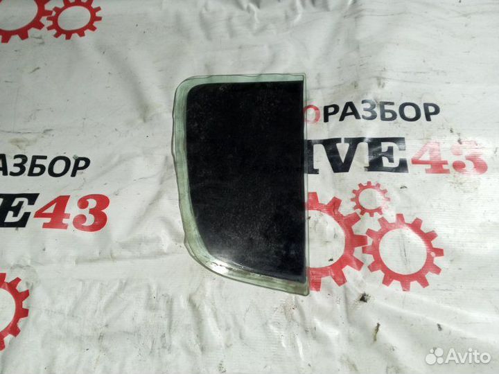 Стекло заднее правое Renault Sandero stepway