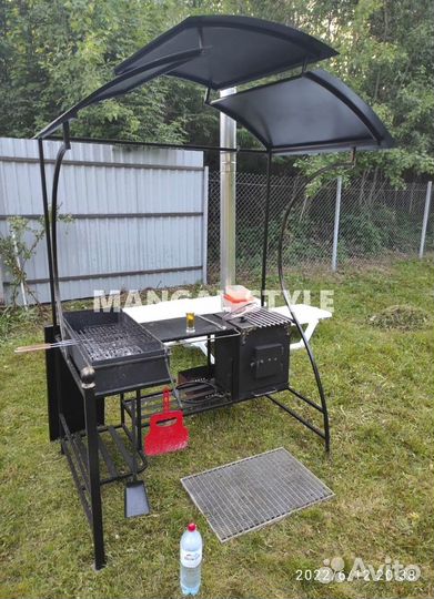 Мангал с крышей