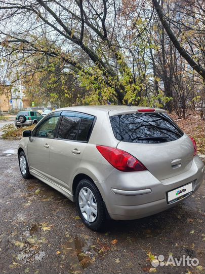 Nissan Tiida 1.6 AT, 2011, 175 000 км