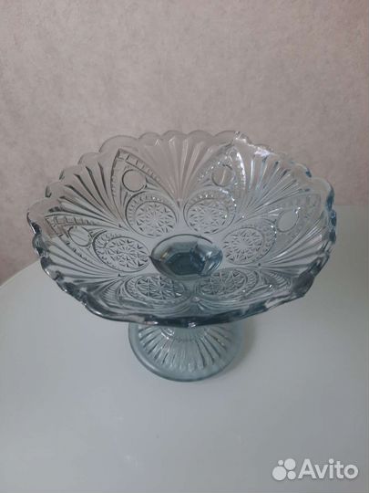 Ваза для фруктов на ножке цветное стекло СССР