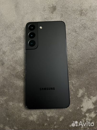 Samsung Galaxy S22, 8/128 ГБ
