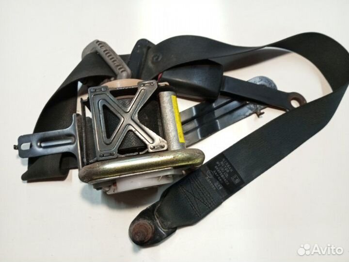 Ремень безопасности передний левый Nissan Almera