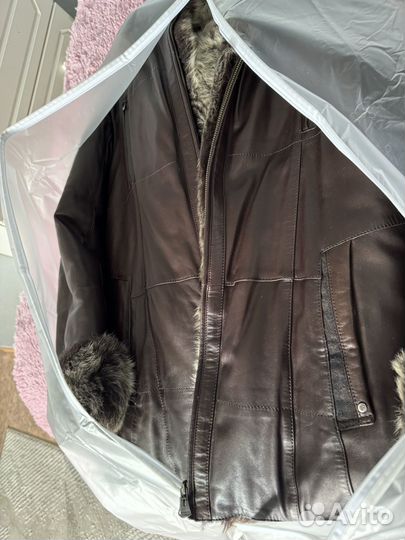 Кожаная куртка мужская с капюшоном