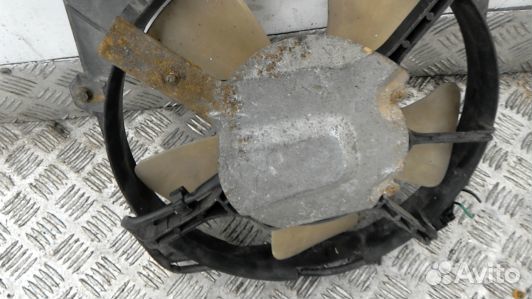 Вентилятор радиатора mazda 323 BA (22L05KE03)