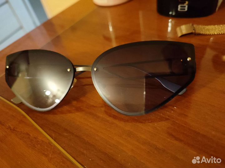 Солнцезащитные очки женские dior