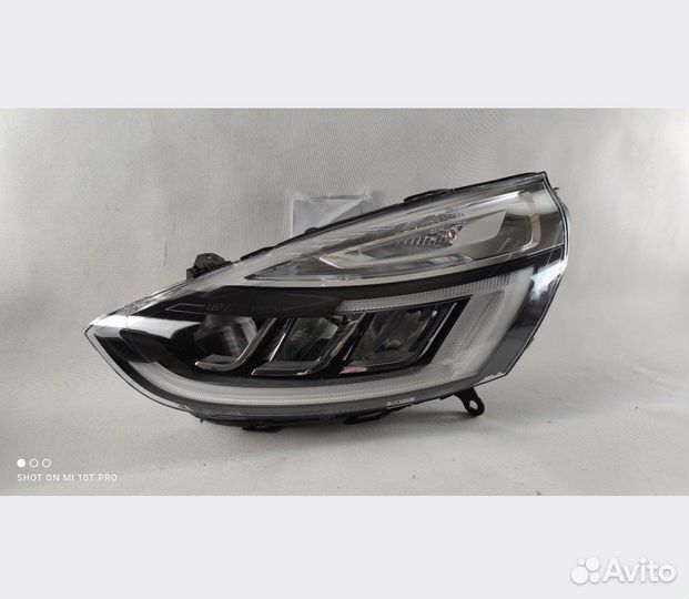 Renault clio IVлевая фара full led комплектная