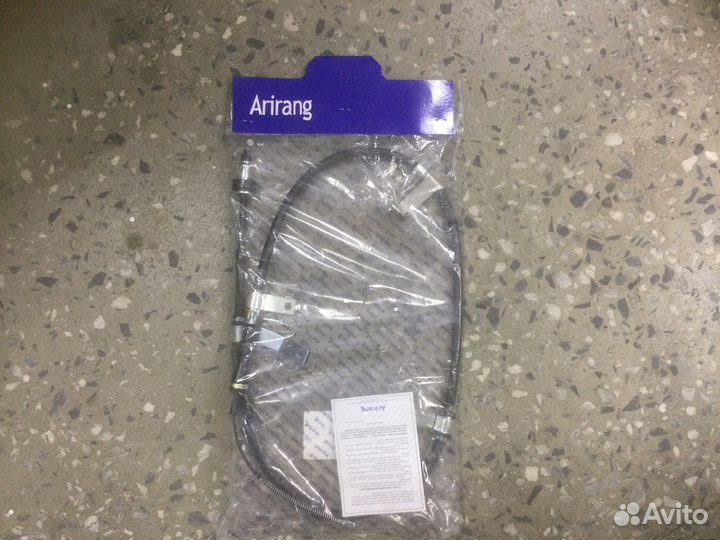 Трос ручного тормоза правый Hyundai/Kia