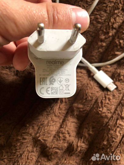 Телефон realme 8i