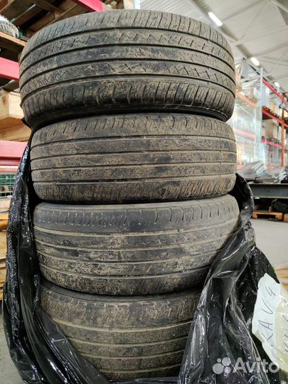 Dunlop Grandtrek ST30 235/55 R18 100H