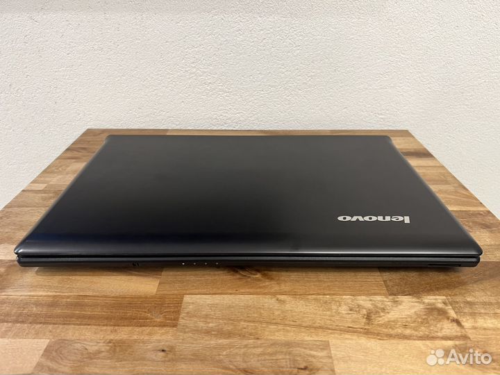 Огромный 17.3 игровой Lenovo Core i5 10Gb SSD 360G