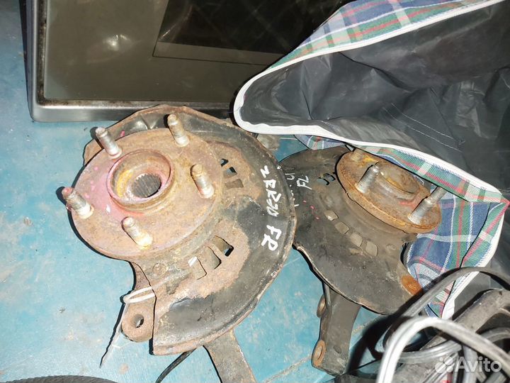 Toyota voxy запчасти