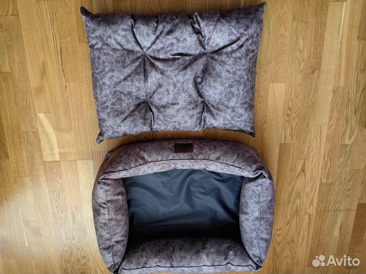 Лежанка для кошек