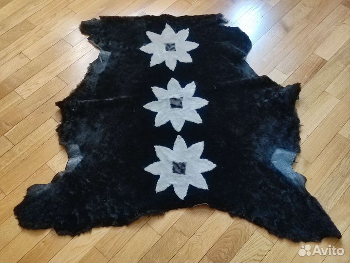 Меховой коврик