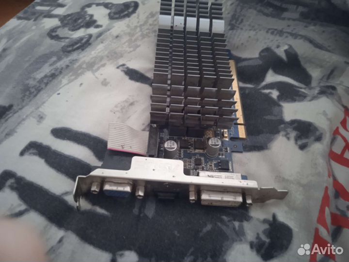 Видеокарта gt 210
